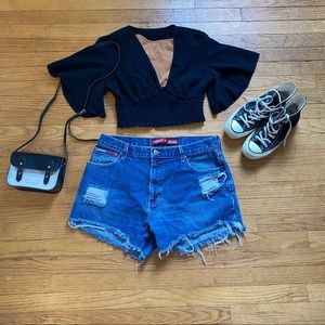 Black deep V crop top with fluttery sleeve